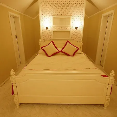 Bed and Breakfast Green House Hotel 3*