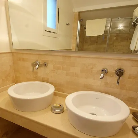 Green House Hotel 3* Μουδανιά