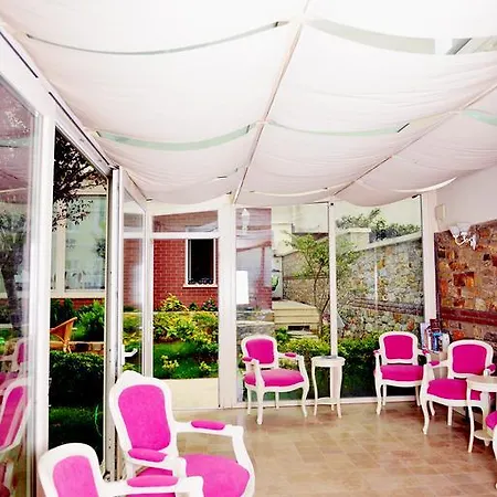 Bed and Breakfast Green House Hotel 3*