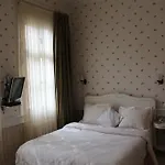 Green House Hotel Bed & Breakfast