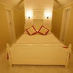 Bed & Breakfast Green House Hotel 3*