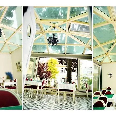 Green House Hotel 3*